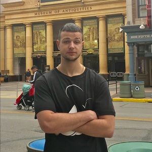 Meet your Posher, Mike